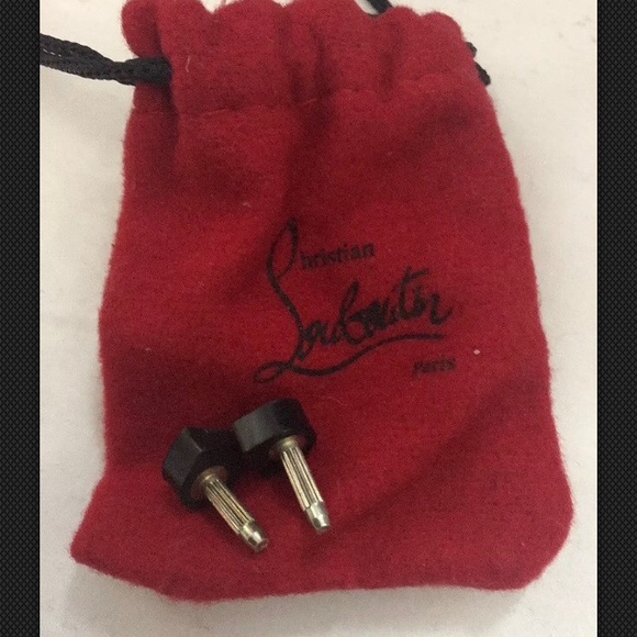 Louis Vuitton's - Picture 4 of 7